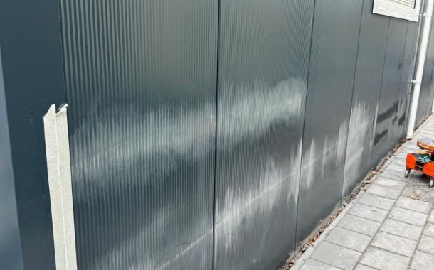 Herstel sandwichpanelen woonunit Leeuwarden